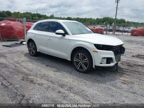 WA1ENAFY3L2060058 — 2020 Audi Q5 45 Progressiv, Передняя часть слева (Left Front), фото до ремонта