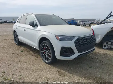 WA1EAAFY2R2138933 — 2024 Audi Q5 45 Progressiv, Передняя часть (Front), фото до ремонта