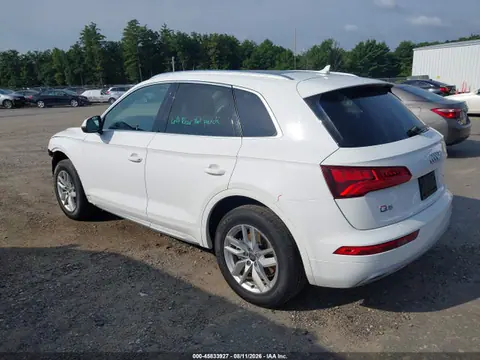 2020 Audi Q5 Premium 45 Tfsi Quattro S Tronic VIN WA1ANAFY8L2056649 фото 3
