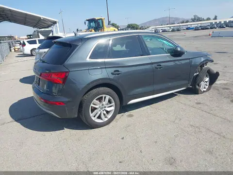 2020 Audi Q5 Premium 45 Tfsi Quattro S Tronic VIN WA1ANAFY2L2038132 фото 4