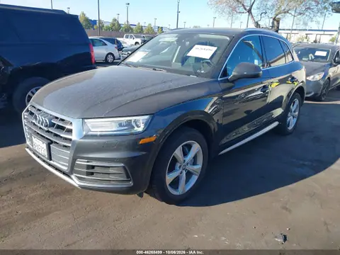 2020 Audi Q5 Premium 45 Tfsi Quattro S Tronic VIN WA1ANAFY4L2018366 фото 2