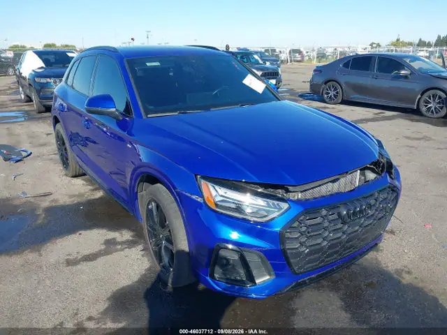 WA1E2AFY6M2042888 — 2021 Audi Q5 Premium Plus 55 Tfsi E Quattro S Tronic, Передняя часть слева (Left Front), фото до ремонта