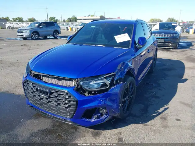 WA1E2AFY6M2042888 — 2021 Audi Q5 Premium Plus 55 Tfsi E Quattro S Tronic, фото 2 с аукциона IAAI 14.10.2026, Передняя часть слева