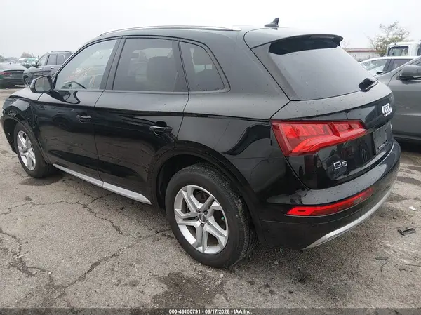 WA1ANAFY8J2213254 — 2018 Audi Q5, фото 3 с аукциона IAAI 15.10.2026, Передняя часть