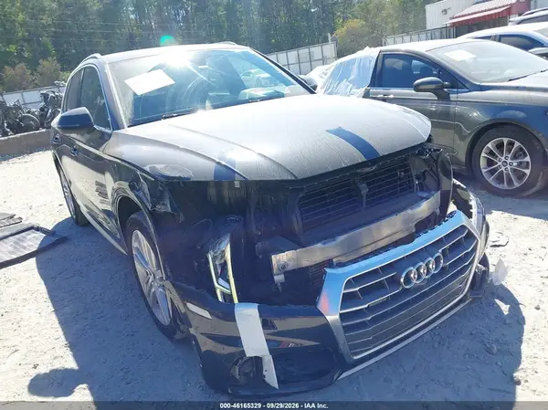 WA1CNAFY1J2169896 — 2018 Audi Q5, Передняя часть (Front End), фото до ремонта