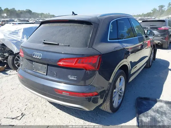WA1CNAFY1J2169896 — 2018 Audi Q5, фото 4 с аукциона IAAI, Передняя часть