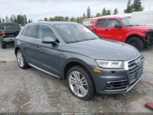 WA1CNAFY1J2145209 — 2018 Audi Q5, Передняя часть (Front End), фото до ремонта