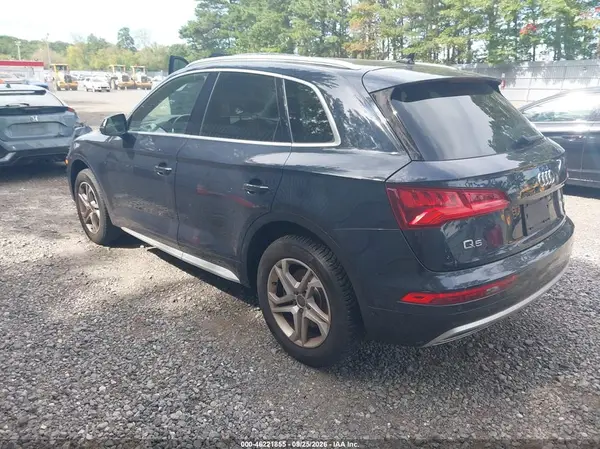 WA1BNAFY6J2153480 — 2018 Audi Q5, фото 3 с аукциона IAAI 08.10.2026, Естественный износ