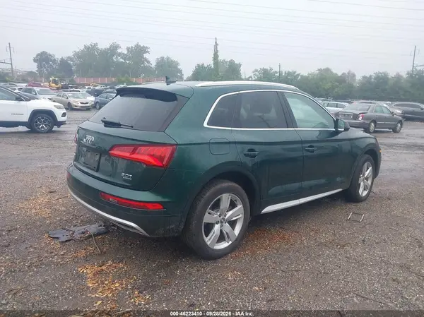 WA1BNAFY6J2132404 — 2018 Audi Q5, фото 4 с аукциона IAAI 09.10.2026, Повреждения со всех сторон