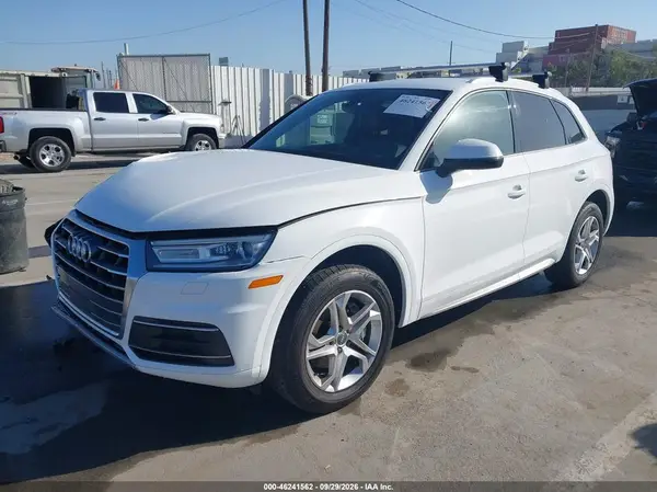 WA1ANAFY0J2020337 — 2018 Audi Q5, фото 2 с аукциона IAAI, Передняя часть