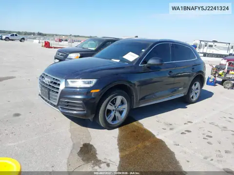 2018 Audi Q5 2.0T Premium/2.0T Tech Premium VIN WA1BNAFY5J2241324 фото 3