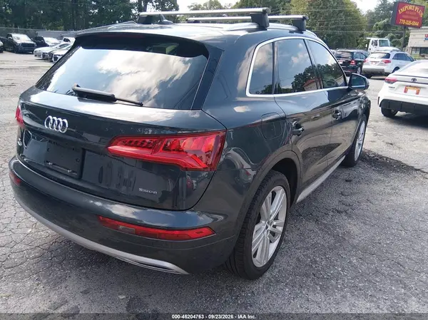 WA1BNAFY1K2035869 — 2019 Audi Q5, фото 4 с аукциона IAAI 16.10.2026, Естественный износ