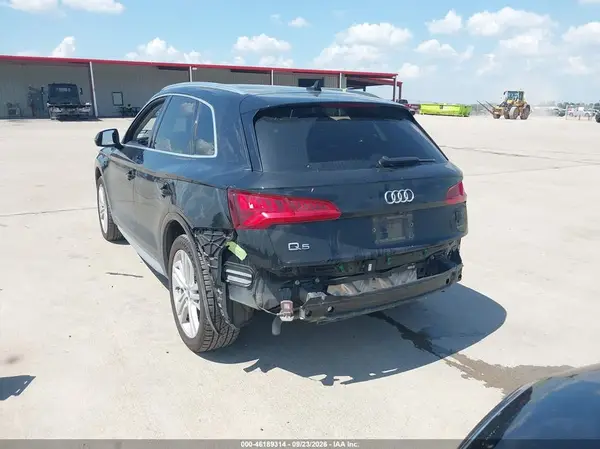 WA1BNAFY5L2054958 — 2020 Audi Q5, фото 3 с аукциона IAAI, Правый бок