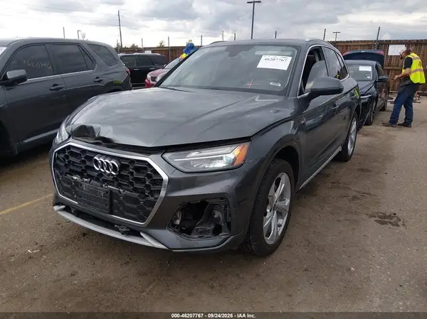WA1EAAFY4N2095450 — 2022 Audi Q5, фото 2 с аукциона IAAI, Передняя часть