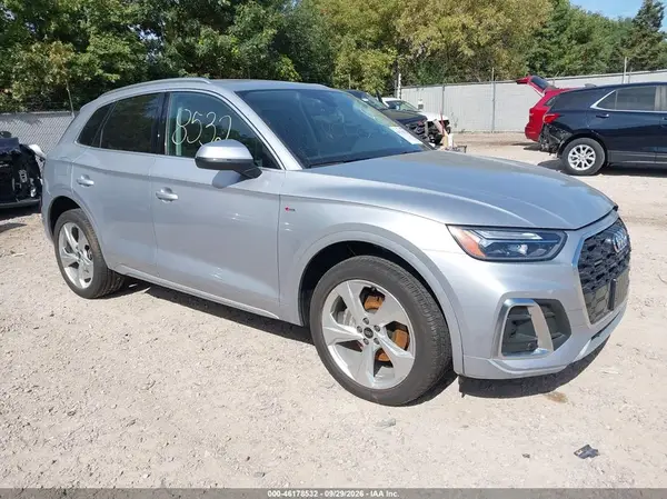 WA1EAAFY2P2055905 — 2023 Audi Q5, Передняя часть справа (Right Front), фото до ремонта