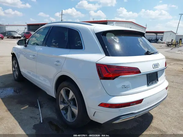 WA1ABAFY5R2092817 — 2024 Audi Q5, фото 3 с аукциона IAAI, Правый бок