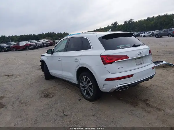 WA1EAAFY2R2033552 — 2024 Audi Q5, фото 3 с аукциона IAAI, Передняя часть