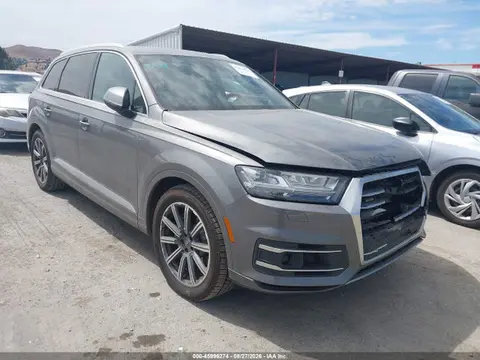 WA1VAAF73HD000523 — 2017 Audi Q7 3.0T Premium, Передняя часть (Front End), фото до ремонта