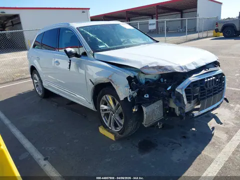 WA1LXBF72ND013836 — 2022 Audi Q7 Premium Plus 55 Tfsi Quattro Tiptronic, Передняя часть (Front End), фото до ремонта