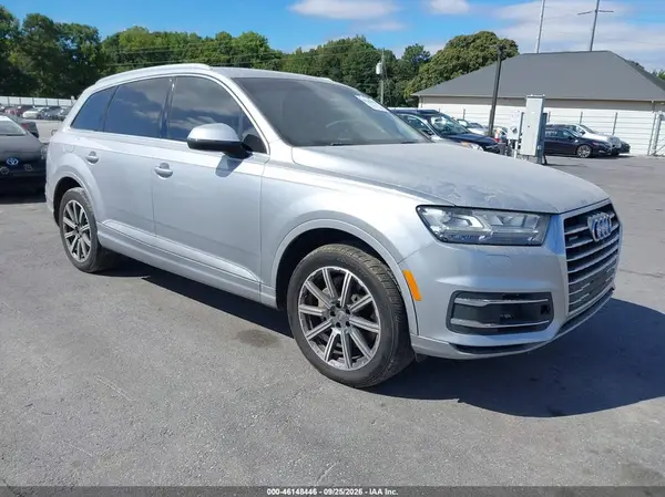 WA1VAAF7XHD031154 — 2017 Audi Q7, Естественный износ (Normal Wear & Tear), фото до ремонта