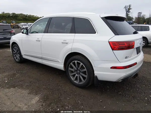 WA1LAAF77HD021110 — 2017 Audi Q7, фото 3 с аукциона IAAI 01.10.2026, Естественный износ