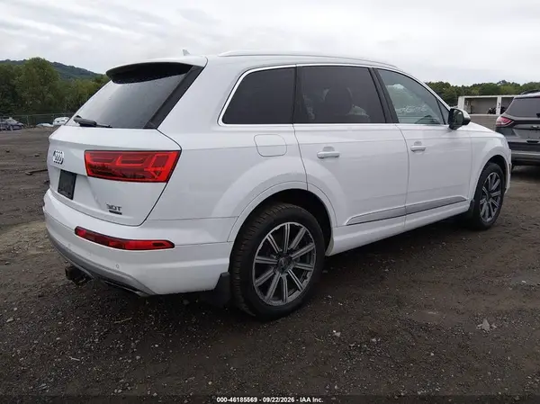 WA1LAAF77HD021110 — 2017 Audi Q7, фото 4 с аукциона IAAI 01.10.2026, Естественный износ