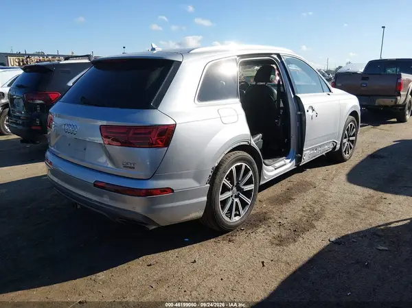 WA1LAAF76HD006632 — 2017 Audi Q7, фото 4 с аукциона IAAI, Правый бок