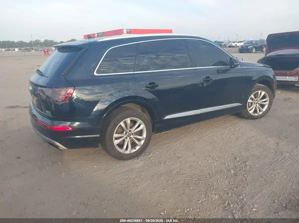 WA1LAAF72HD027672 — 2017 Audi Q7, фото 4 с аукциона IAAI, Естественный износ