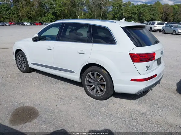 2017 AUDI Q7 VIN WA1VAAF74HD012423 фото 3