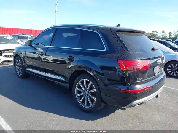 WA1LAAF76JD012260 — 2018 Audi Q7, фото 3 с аукциона IAAI, Левый бок