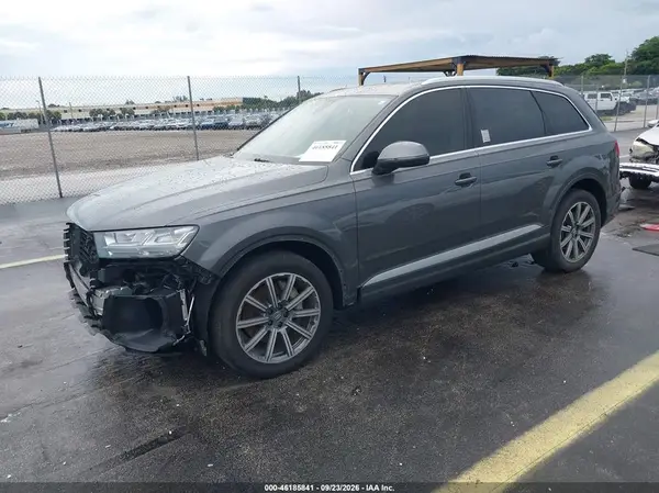 WA1LAAF78KD031989 — 2019 Audi Q7, фото 2 с аукциона IAAI 14.10.2026, Правый бок