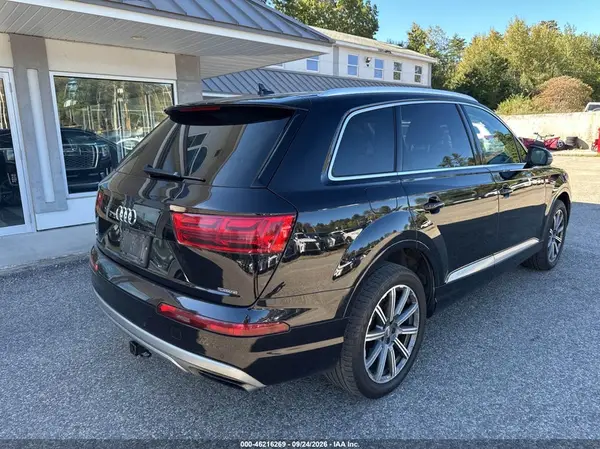 WA1LAAF75KD033425 — 2019 Audi Q7, фото 4 с аукциона IAAI 07.10.2026, Естественный износ