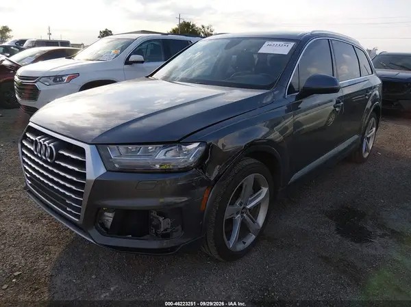 WA1VAAF75KD015967 — 2019 Audi Q7, фото 2 с аукциона IAAI, Передняя часть слева