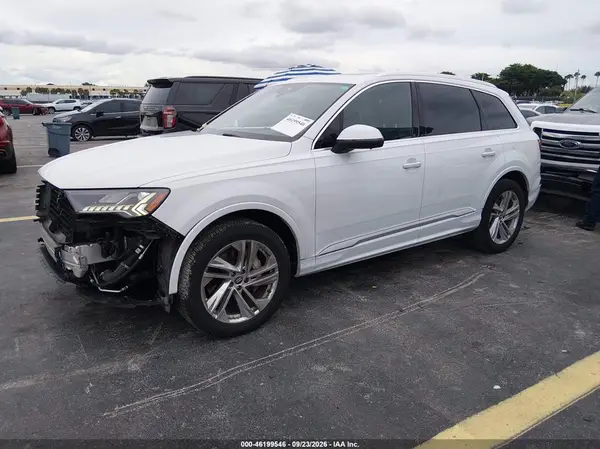 WA1LJAF73LD009576 — 2020 Audi Q7, фото 2 с аукциона IAAI, Передняя часть справа