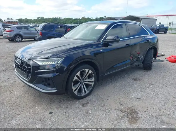 WA1FVAF17LD026233 — 2020 Audi Q8, фото 2 с аукциона IAAI, Задняя часть слева