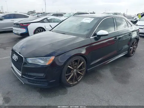 2015 Audi S3 2.0t Premium Plus VIN WAUBFGFF1F1074314 фото 2