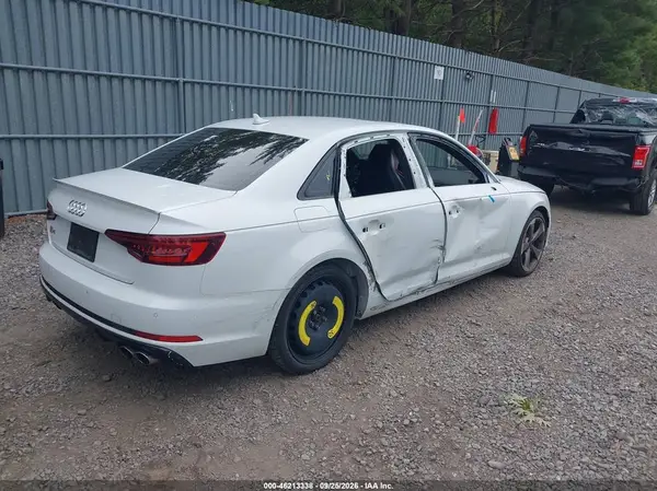 WAUB4AF44KA110394 — 2019 Audi S4, фото 4 с аукциона IAAI, Правый бок