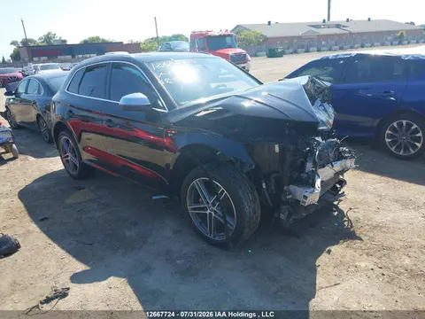 WA1C4AFY4J2037380 — 2018 Audi SQ5 Prestige, Передняя часть (Front), фото до ремонта