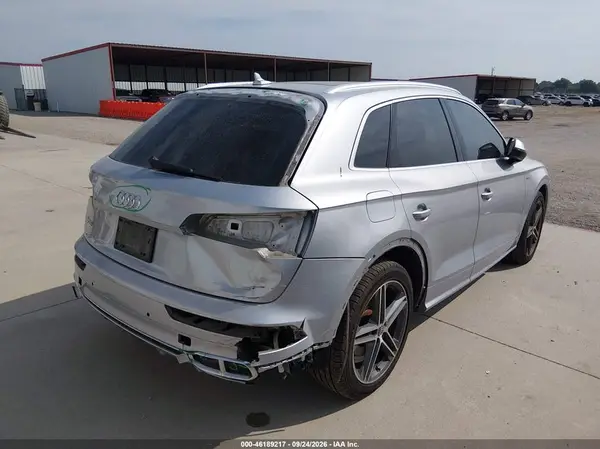 WA1C4AFY4J2017646 — 2018 Audi SQ5, фото 4 с аукциона IAAI, Задняя часть справа