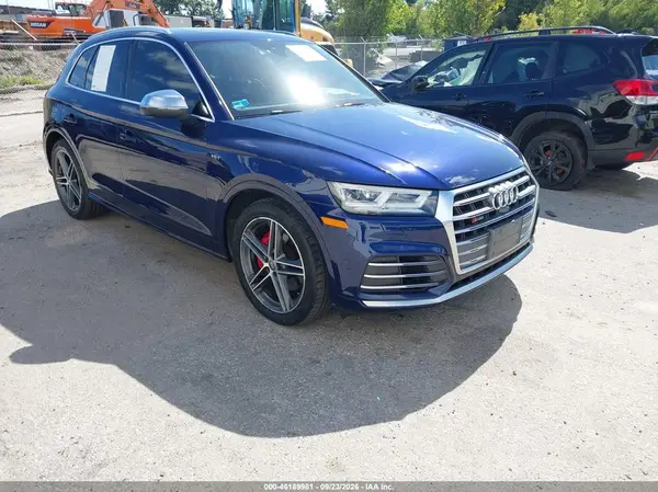 WA1C4AFY1J2058574 — 2018 Audi SQ5, Левый бок (Left Side), фото до ремонта