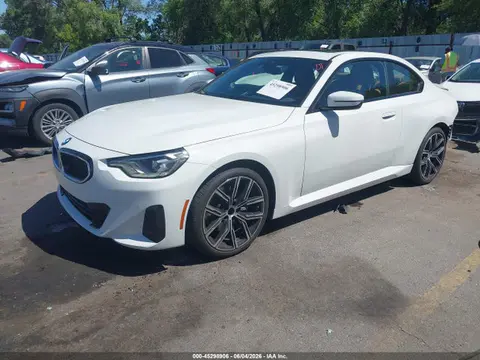 2024 BMW 230i Xdrive VIN 3MW33CM03R8E72287 фото 2