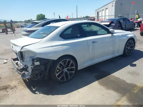 2024 BMW 230i Xdrive VIN 3MW33CM03R8E72287 фото 4