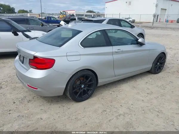 WBA2J1C5XJVD09840 — 2018 BMW 2ER, фото 4 с аукциона IAAI, Передняя часть слева