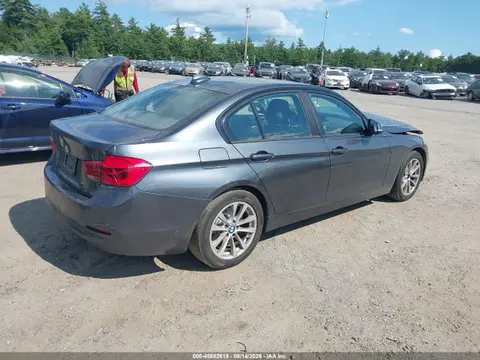 2017 BMW 320i Xdrive VIN WBA8A3C54HK691572 фото 4