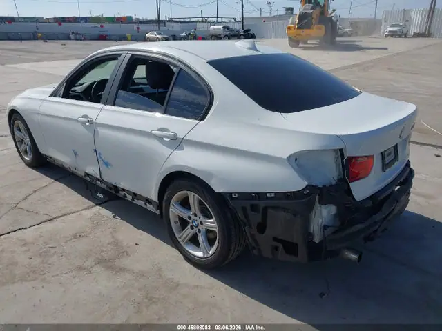 WBA3B1G55ENS80746 — 2014 BMW 320I, фото 3 с аукциона IAAI 14.10.2026, Задняя часть