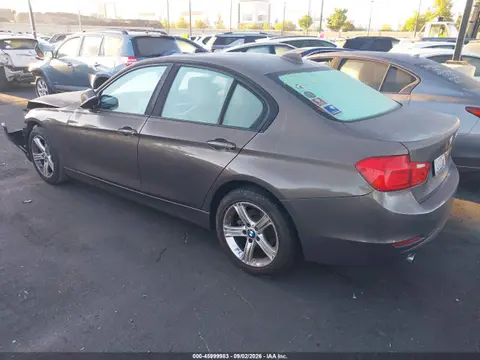 2014 BMW 320i VIN WBA3B1C56EPV79690 фото 3