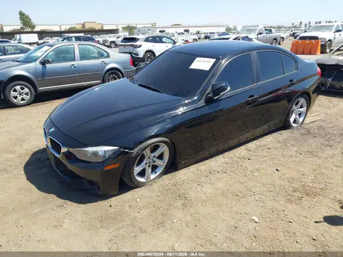 2015 BMW 320i VIN WBA3B1C56FK141296 фото 2