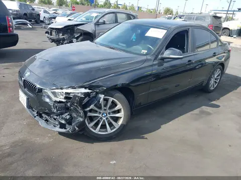 2018 BMW 320i VIN WBA8A9C51JAH14372 фото 2