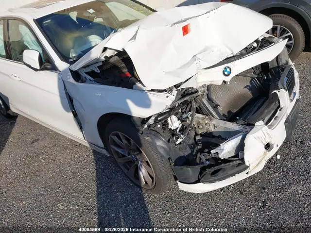 WBA8E3G54GNT74712 BMW 328 Xi Sulev 2016 — повреждение Передняя часть, фото до ремонта