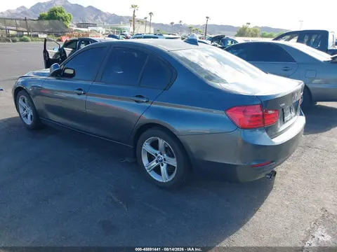 2015 BMW 328i Xdrive VIN WBA3B3G57FNR88641 фото 3